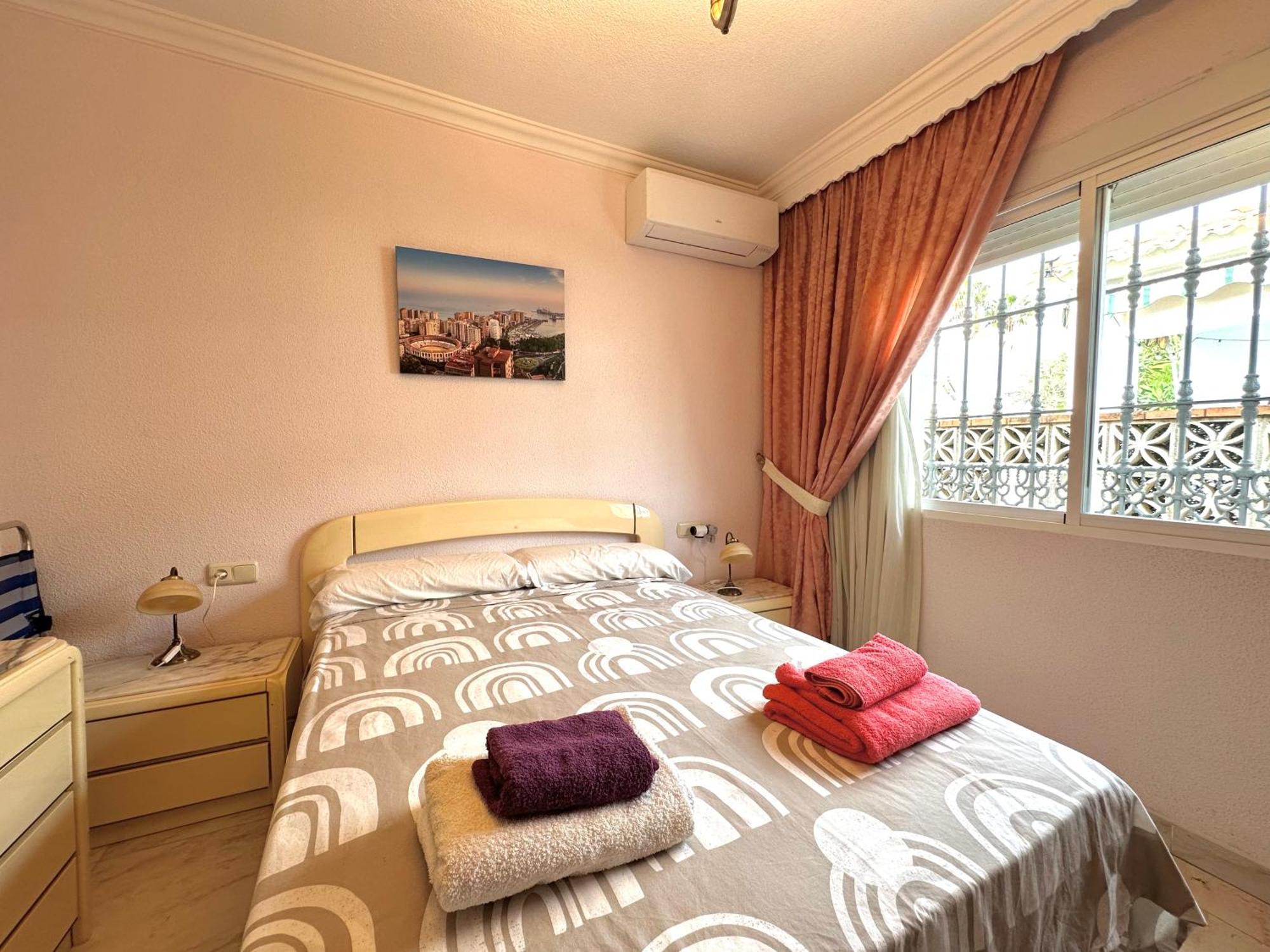Holiday home Pepita - 3 - 350 Metros Playa - Piscina