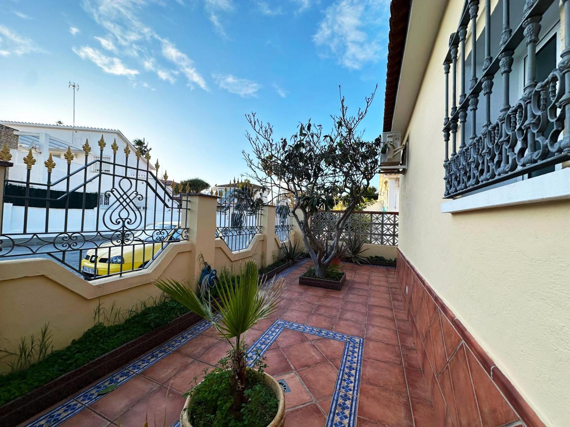 Holiday home Pepita - 3 - 350 Metros Playa - Piscina *